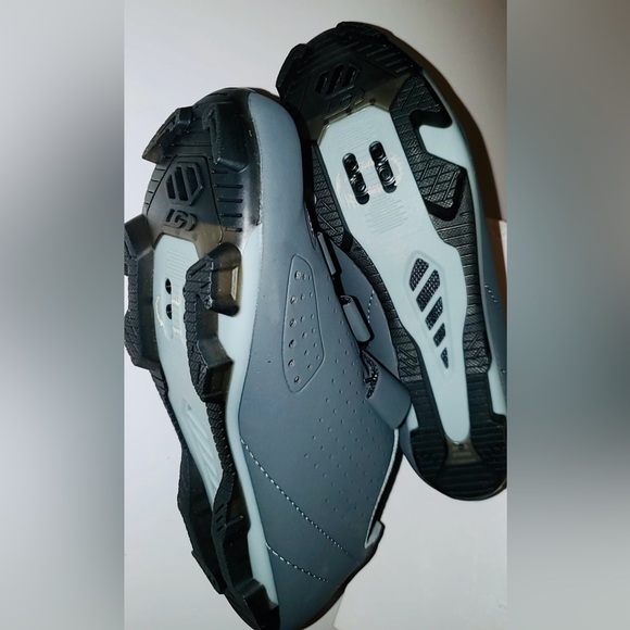 Louis Garneau Women's Multi Air Flex II Mountain Biking Shoes | NIB - Picture 8 of 9
